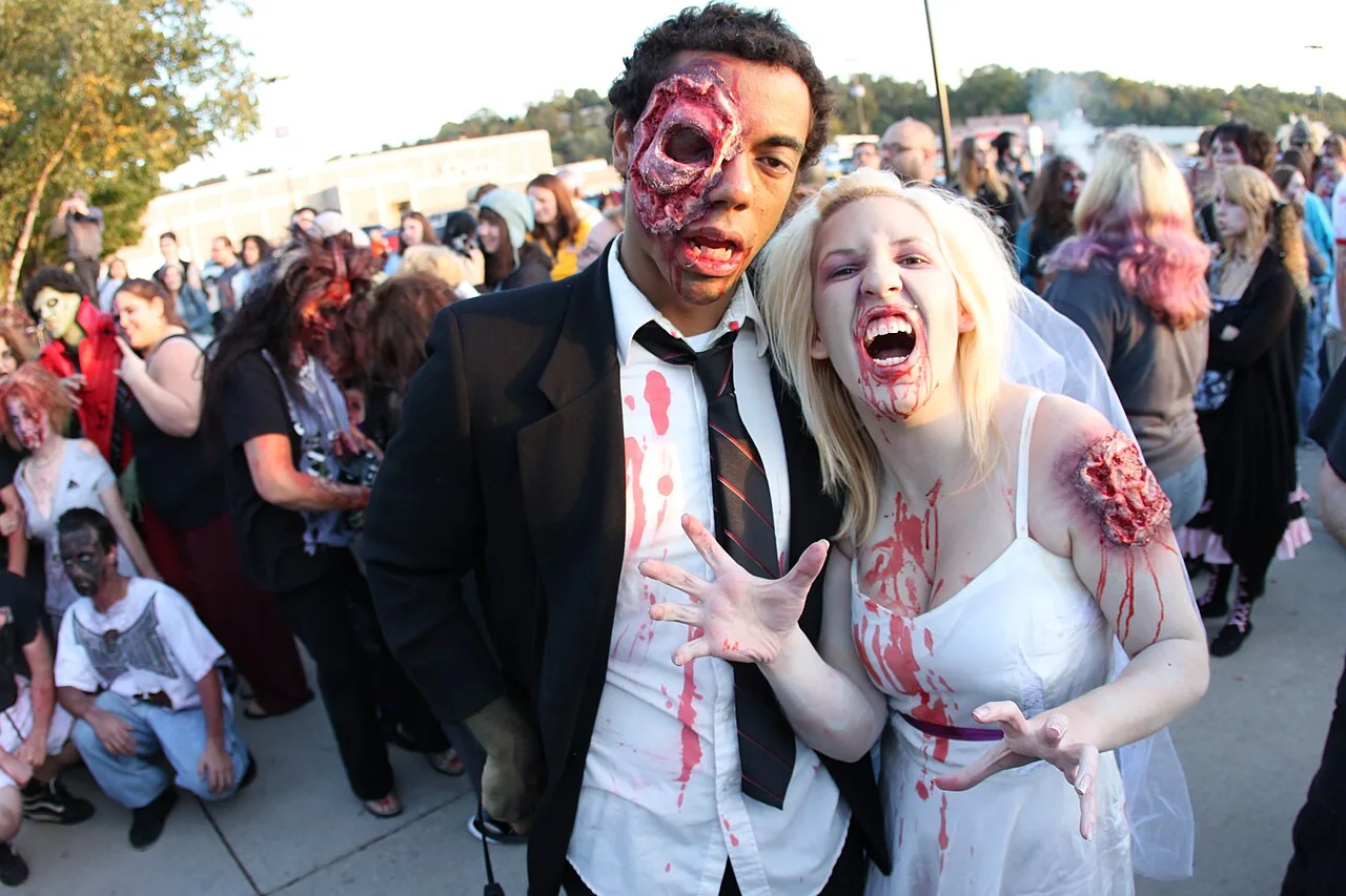 Zombie Fest 2009 - Married couple zombie